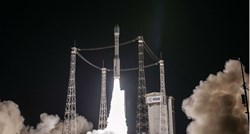 Europska tvrtka lansirala raketu sa satelitima za pristup internetu iz svemira