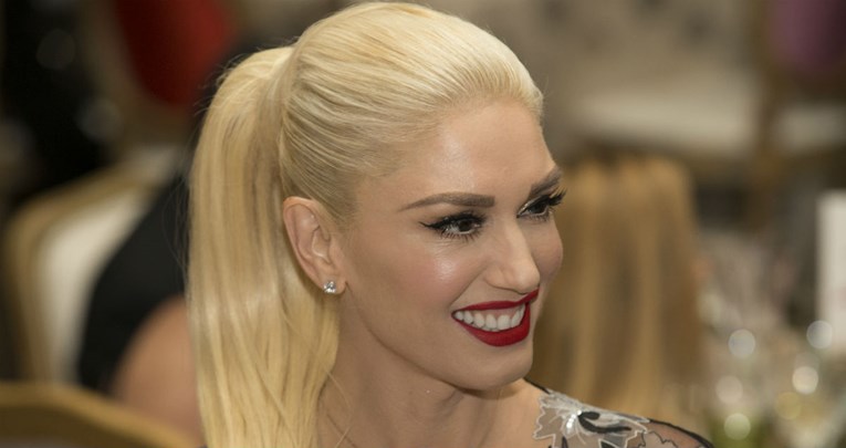 Neprepoznatljiva Gwen Stefani razočarala obožavatelje: "Što ti se dogodilo?"