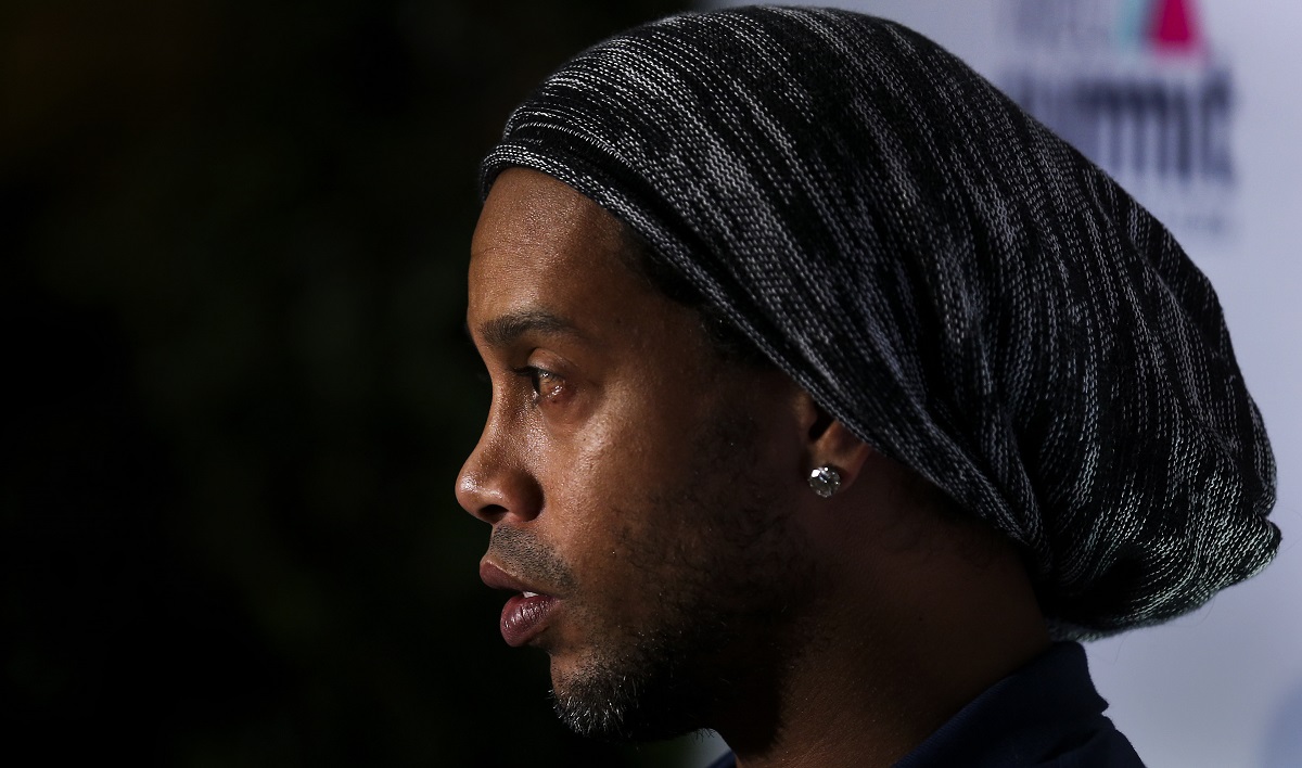 Ronaldinhu oduzeta putovnica zbog milijunskog duga, na računu ima šest dolara