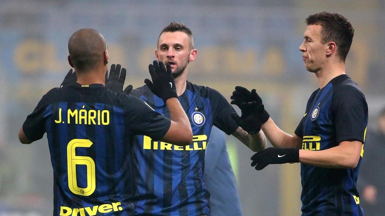 Kome što treba u LP-u: Inter se uzda u Barcu, ludnica u Zvezdinoj skupini