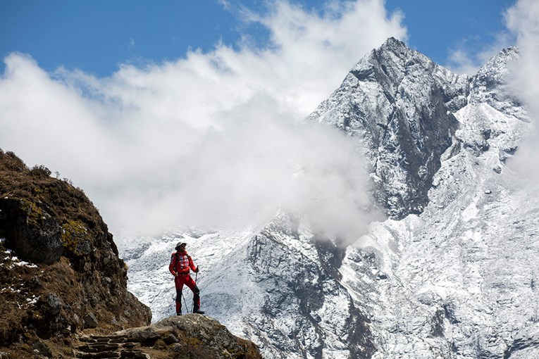 "Onečišćen je krov svijeta": Kinezi zabranjuju turistima uspon na Mt. Everest