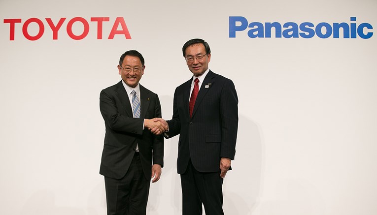 Udružili se Toyota i Panasonic. Radit će zajedno baterije za električna vozila