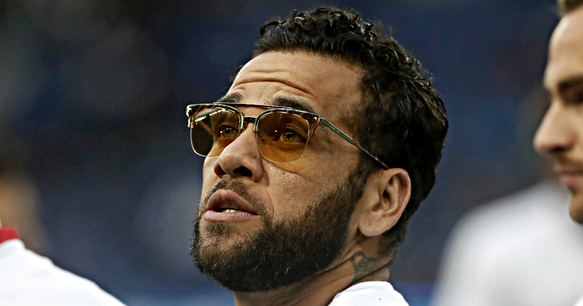 Na pomolu veliko ujedinjenje: Dani Alves ponuđen Barceloni