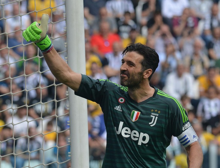 Francuski mediji: Buffon potpisuje za PSG