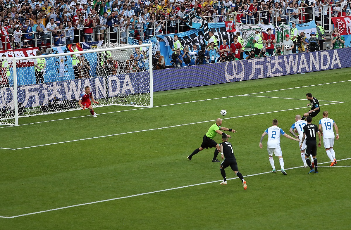 Islandski junak: Razmišljao sam kao Messi