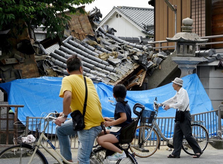 U potresu u Osaki četvero poginulih, više stotina ozlijeđenih