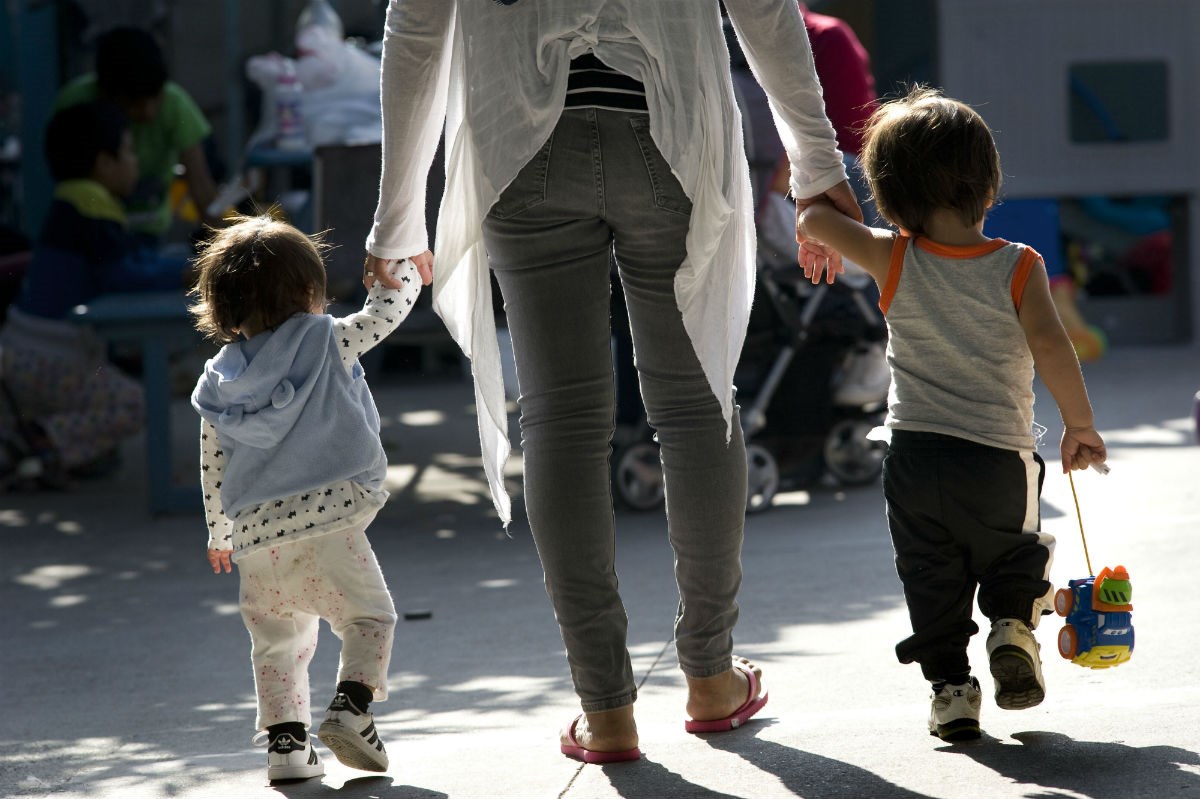 SAD će 20.000 migranske djece smještati u vojne baze