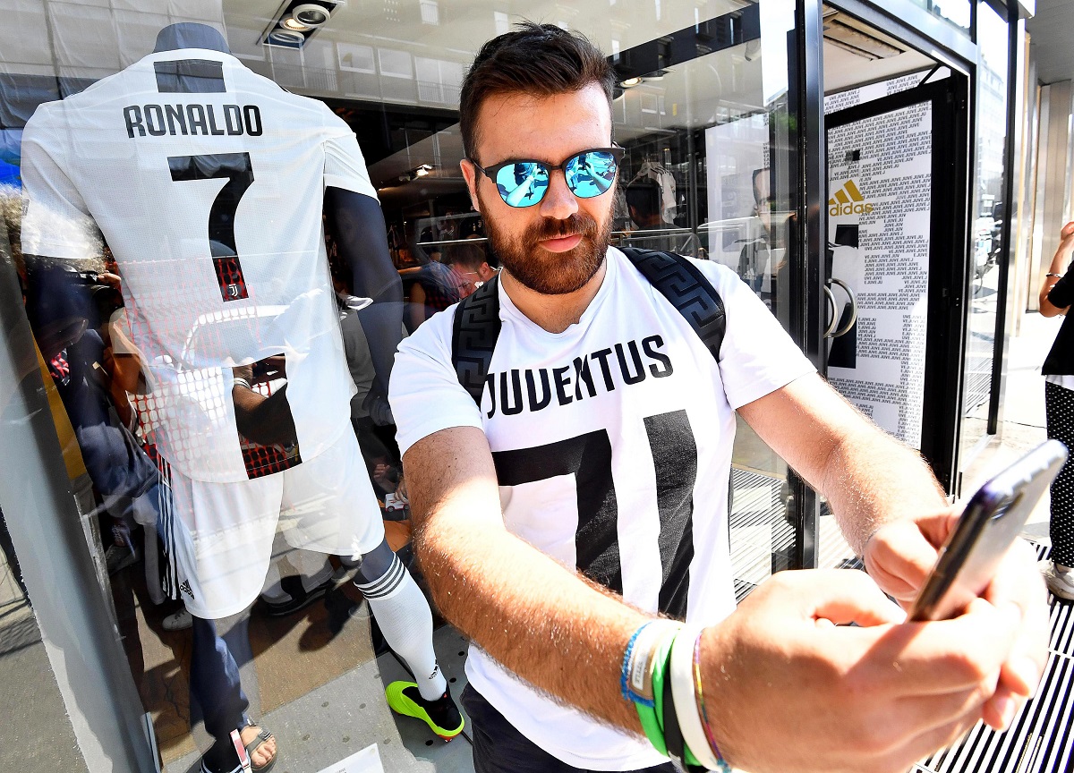 Ronaldomanija zavladala svijetom: Juventus prvog dana prodao 520 tisuća dresova portugalske zvijezde