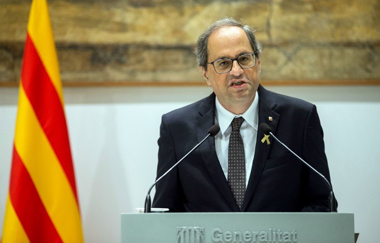 Katalonski predsjednik zaprijetio španjolskom premijeru: "Ili referendum ili..."