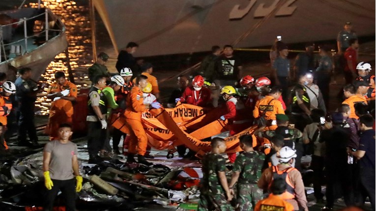 Detalji nesreće u Indoneziji: Instrumenti zakazali samo dan prije pada aviona