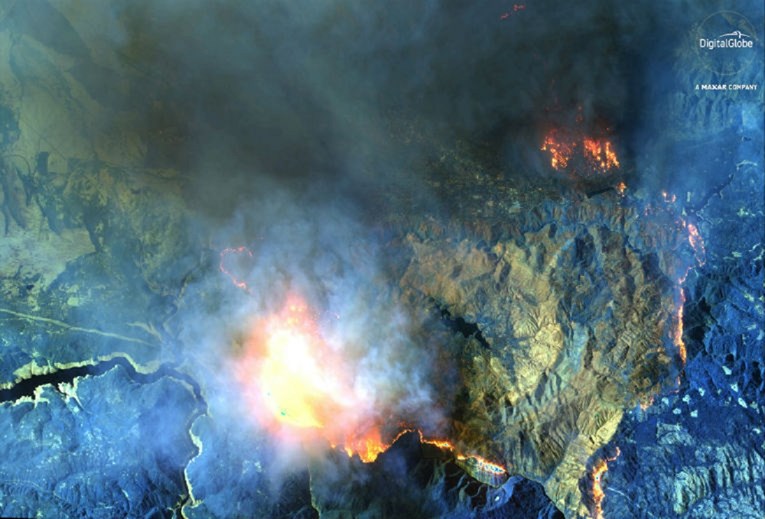 Pogledajte kako monstruozni požar u Kaliforniji izgleda iz svemira