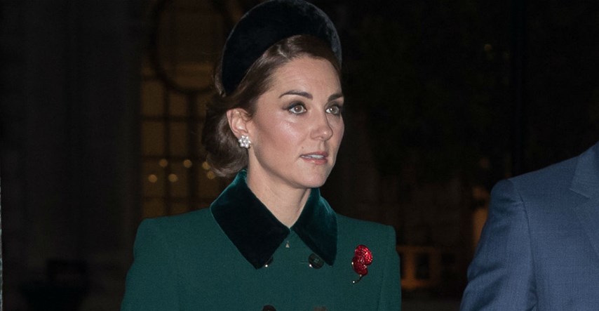 Kate Middleton je dala novo lice starom kaputu iznenađujućim izborom dodataka