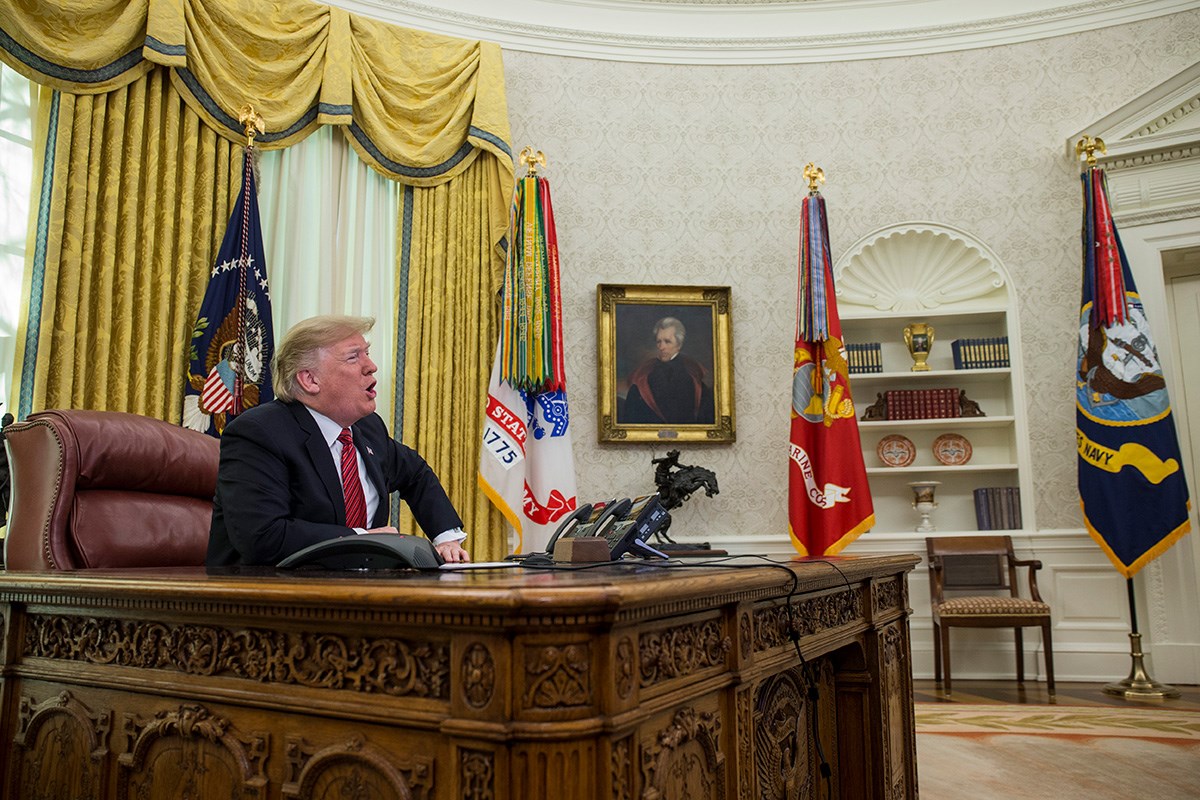 Američka vlada djelomično blokirana, Trump sazvao sastanak