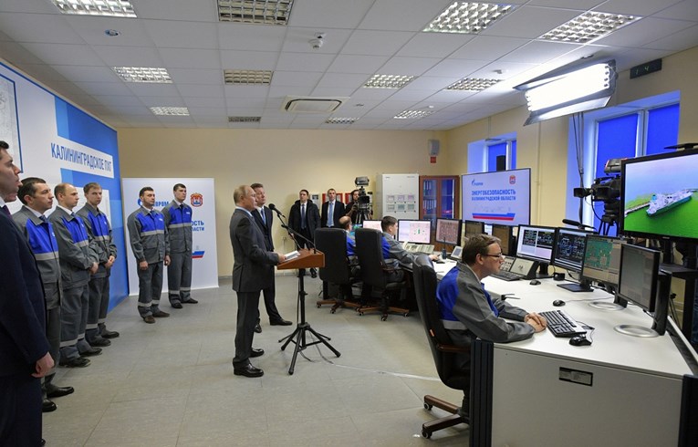 Putin otvorio plinski terminal za Kalinjingrad koji zaobilazi EU i NATO