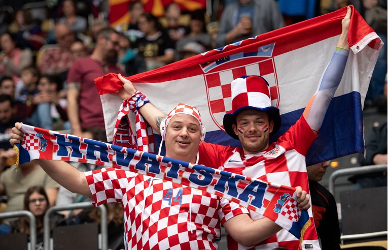Četiri tisuće Hrvata bodrilo Hrvatsku u pobjedi nad Japanom