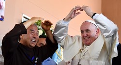 Papa mladima: Borite se protiv straha, isključenja, spekulacija i manipulacija
