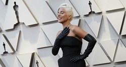Lady Gaga prizvala Audrey Hepburn haljinom i ogrlicom od 30 milijuna dolara