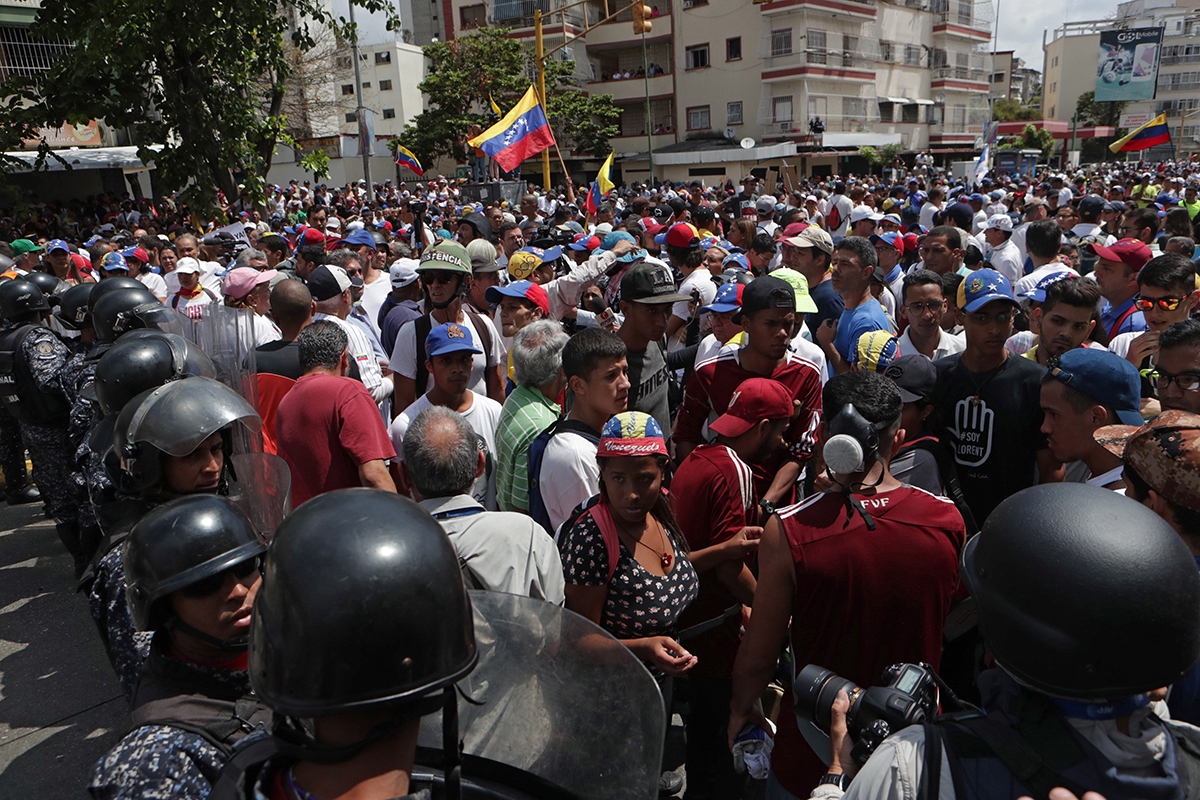 Dok Guaido poziva na masovne prosvjede, Maduro kaže da je SAD izazvao kaos