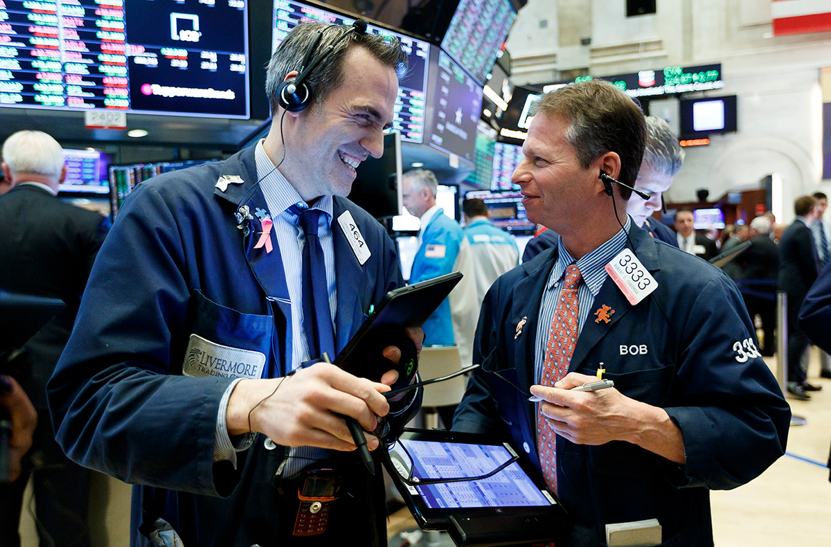 Na Wall Streetu S&P 500 blago porastao, Dow pao