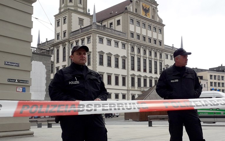 Širom Njemačke evakuirane gradske vijećnice nakon dojava o bombama