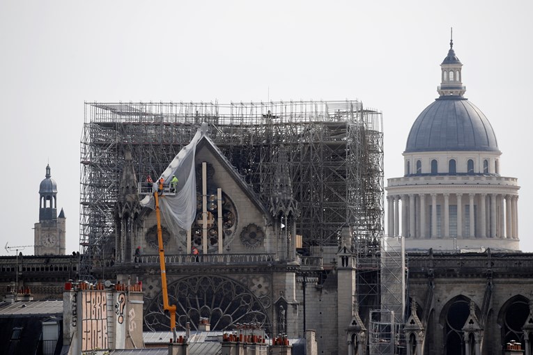 Otkriveno što bi mogao biti uzrok požara u Notre-Dameu