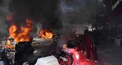 Prosvjednici u Parizu palili smeće, bacali kamenje. Policija odgovorila suzavcem