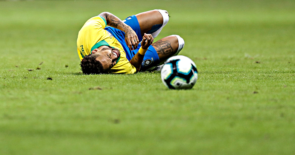 Neymar pokazao nogu nakon nove ozljede: "Poslije oluje uvijek dođe mir"
