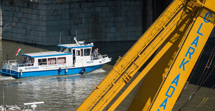 Počela akcija izvlačenja broda potonulog nakon sudara s kruzerom na Dunavu