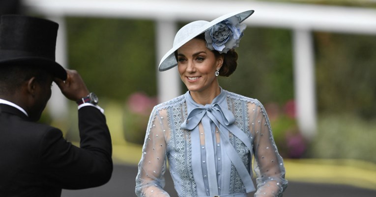 Prozirna haljina Kate Middleton je najelegantniji primjerak tog trenda