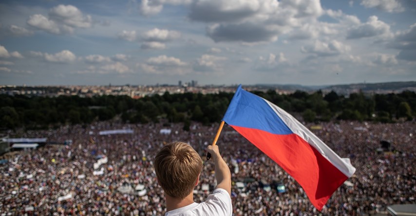 Češki premijer tvrdi da prosvjednici nemaju razloga biti nesretni