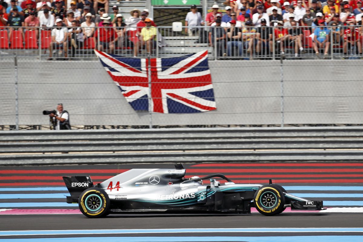 Hamilton se pobjedom u Francuskoj vratio na vrh, Vettel upropastio utrku sebi i Bottasu