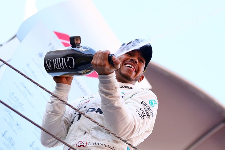 Hamilton produžio ugovor s Mercedesom: Za dvije godine 40 milijuna eura