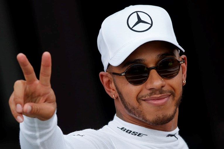 Dominacija Mercedesa u Francuskoj, Hamiltonu pole position