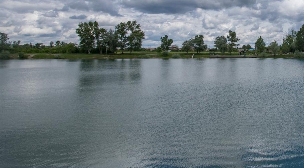 Policija pronašla tijelo u jezeru kod Koprivnice, radi li se o nestalom mladiću?