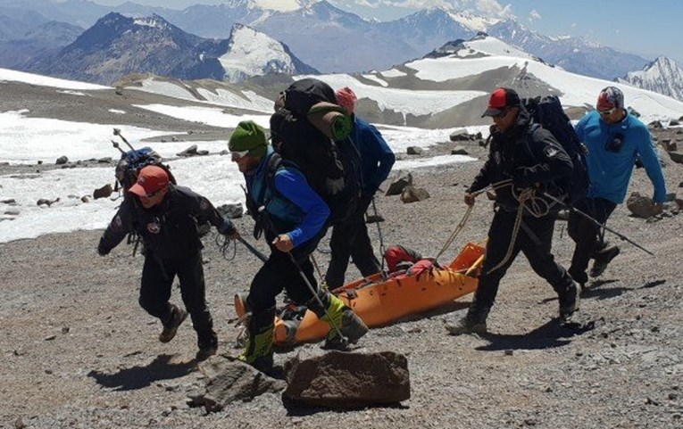 HGSS-ovci spasili život čovjeku na planini u Južnoj Americi