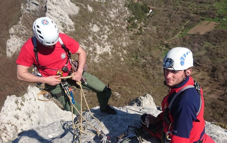 Šef HGSS-a komentirao nesreću na Velebitu, alpinisticu je usmrtila stijena