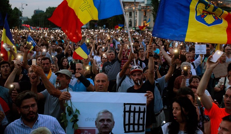 Rumunjska vlada preživjela glasanje o povjerenju