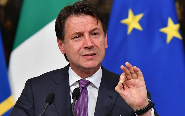 Talijanski premijer zaprijetio ostavkom