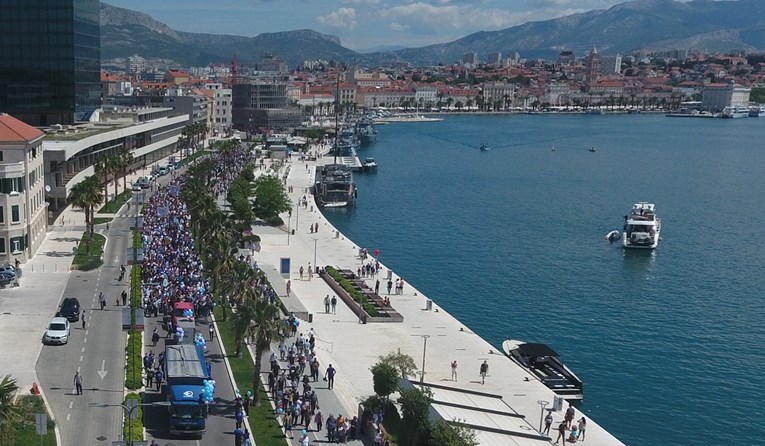 Tisuće ljudi na Hodu za život u Splitu: "Ja nisam nakupina stanica"
