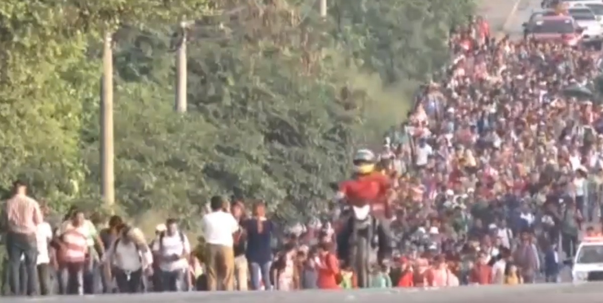 Više od 1000 migranata krenulo iz Hondurasa prema SAD-u