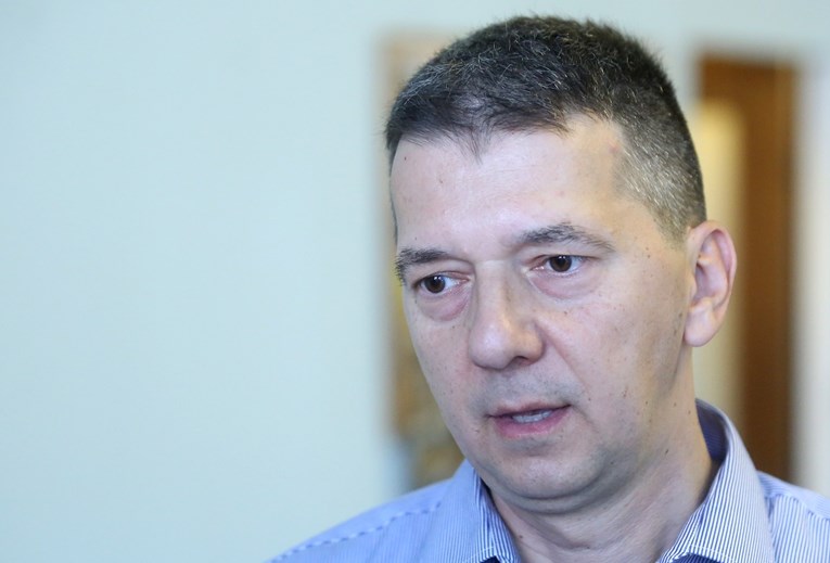 Izbori u zagrebačkom SDP-u: Bernardićev lik tvrdi da zapravo nije Bernardićev