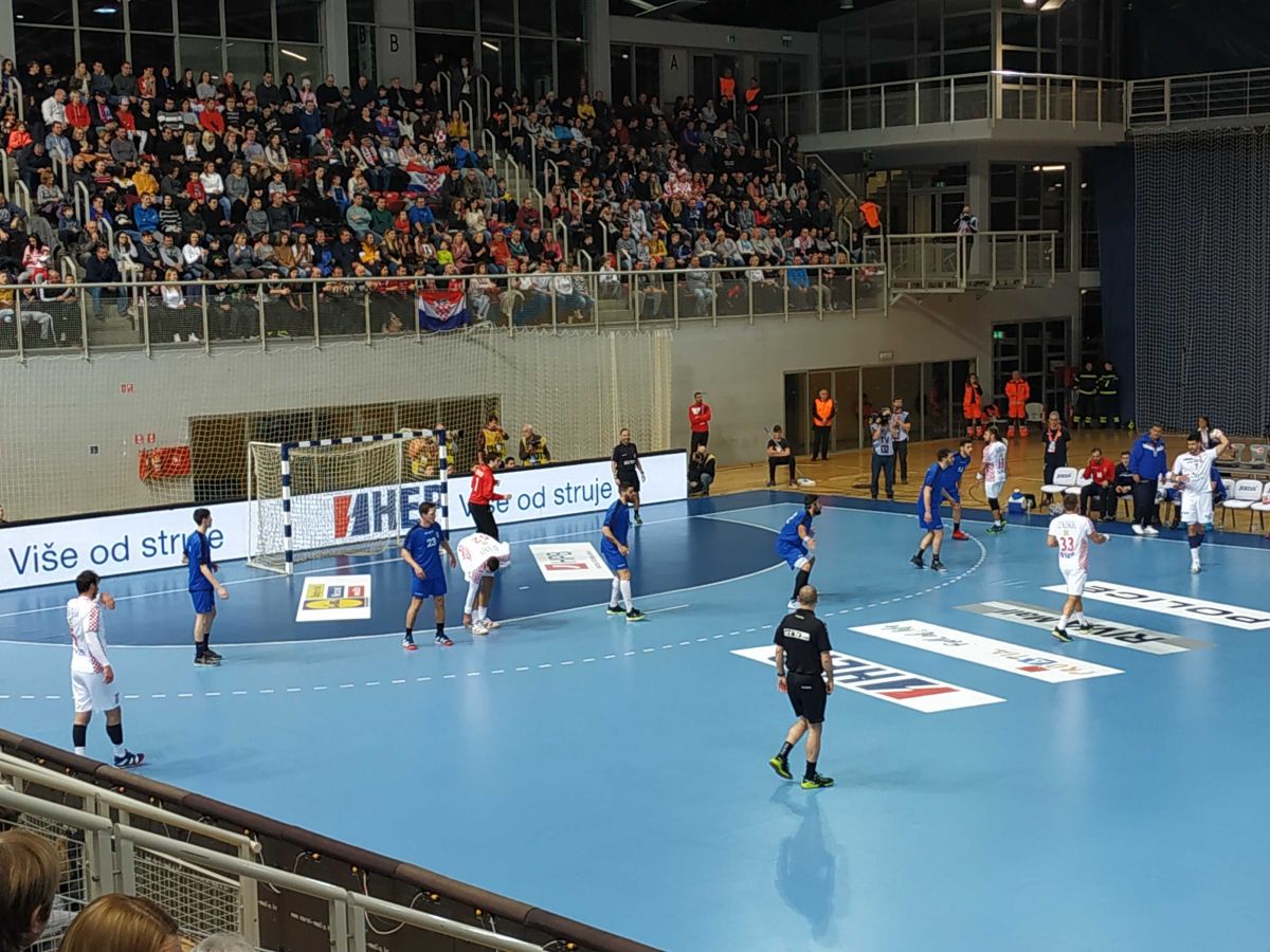 HRVATSKA - ITALIJA 28:20 Hrvatska osvojila turnir, Stepančić se ozlijedio