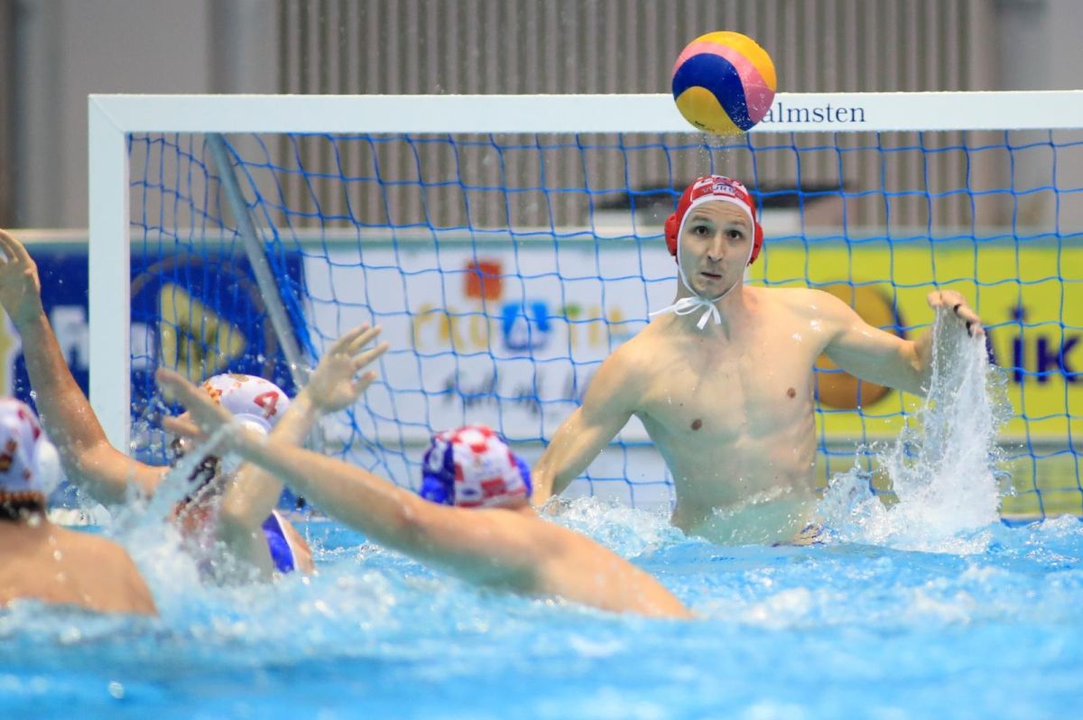 HRVATSKA - MAĐARSKA 8:10 Hrvatska nije obranila Europa kup, koštao je igrač više
