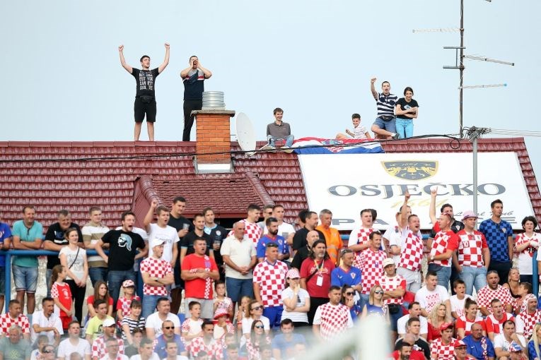 Spektakl u Osijeku: Hrvatska pred 16 tisuća navijača slomila Senegal