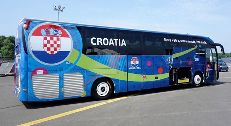 Bira se slogan koji će krasiti autobus hrvatske reprezentacije na Svjetskom prvenstvu u Rusiji
