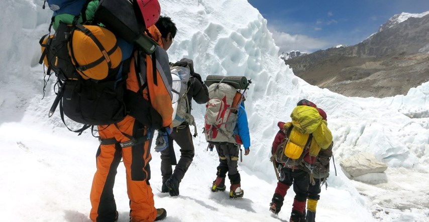 Američki alpinist poginuo na Mount Everestu