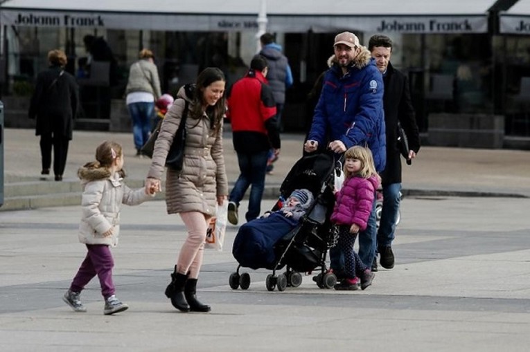 FOTO Dan kao stvoren za šetnju: Pogledajte kako su Zagrepčani iskoristili lijep sunčan dan
