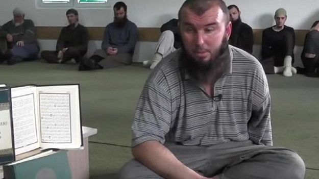 Vehabije na nogama: Kćer vođe udala se za dečka s Fejsa, uskoro im se na vratima pojavila bradata ekipa