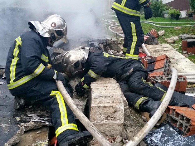 Galerija: Ovako je izgledala dramatična intervencija vatrogasaca nakon eksplozije u Gračanima