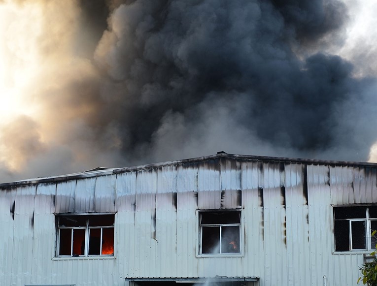 Jedna osoba smrtno stradala u požaru u Kričkama